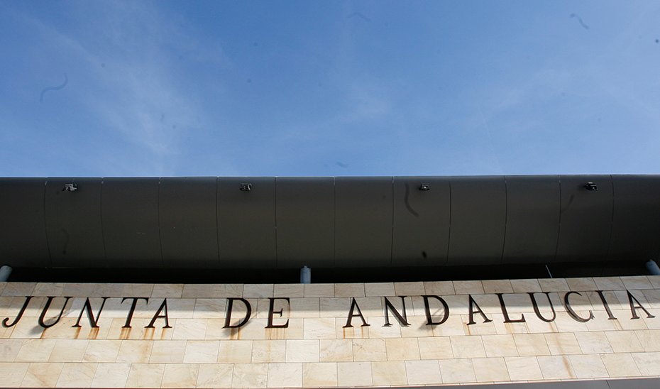 Edificio Torretriana, en Sevilla, sede de la Consejería de Economía, Hacienda y Fondos Europeos.