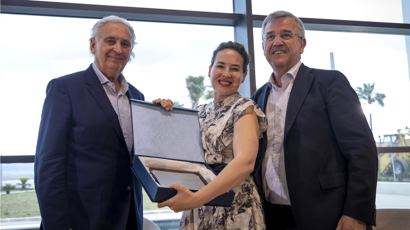 Foto Los escritores David Uclés, Ignacio Martínez de Pisón y Laura Ferrero se incorporan al jurado del IV Premio de Novela Ciudad de Estepona, que abre su convocatoria