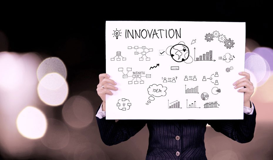 Reunión de presentación sobre un proyecto innovador.
