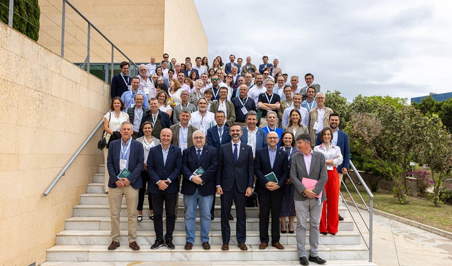 Ramón Fernández-Pacheco, acompañado en Málaga por representantes de las OCA.