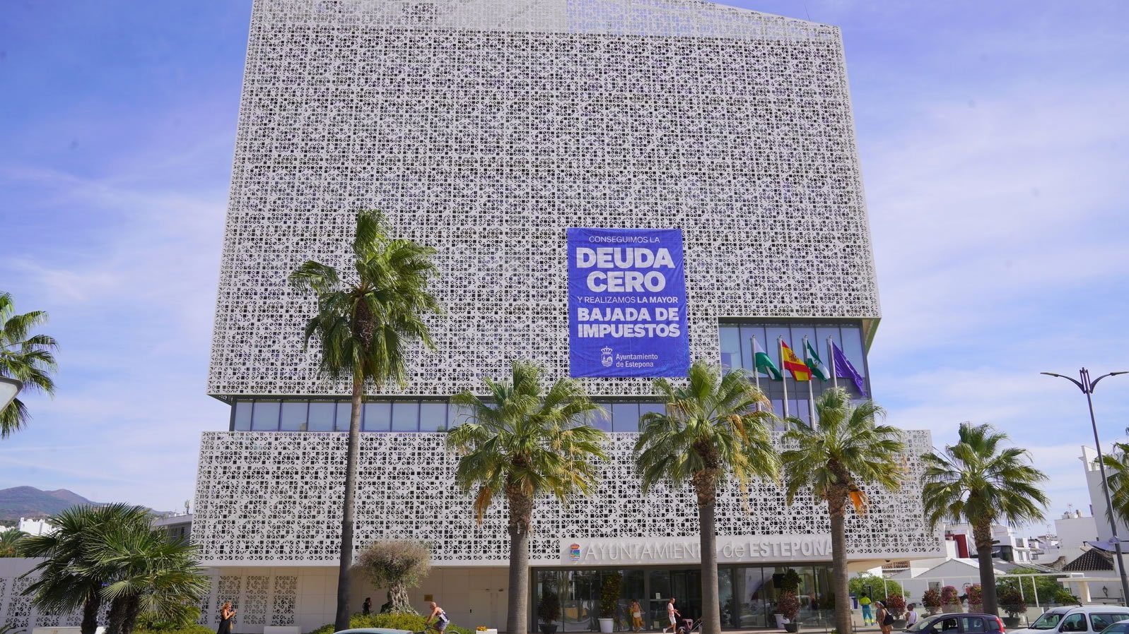 Foto El Ayuntamiento empieza a aplicar la mayor bajada del IBI de la historia de la ciudad a empadronados