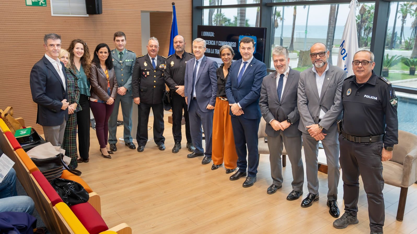 Foto Representantes de distintos ámbitos públicos participan en la I Jornada ‘Conciencia y compromiso contra la trata’
