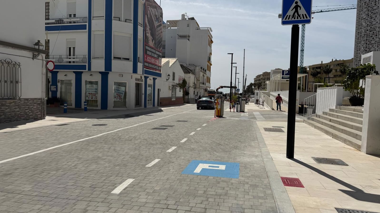 Foto Abren al tráfico la avenida San Lorenzo y el aparcamiento subterráneo del Ayuntamiento